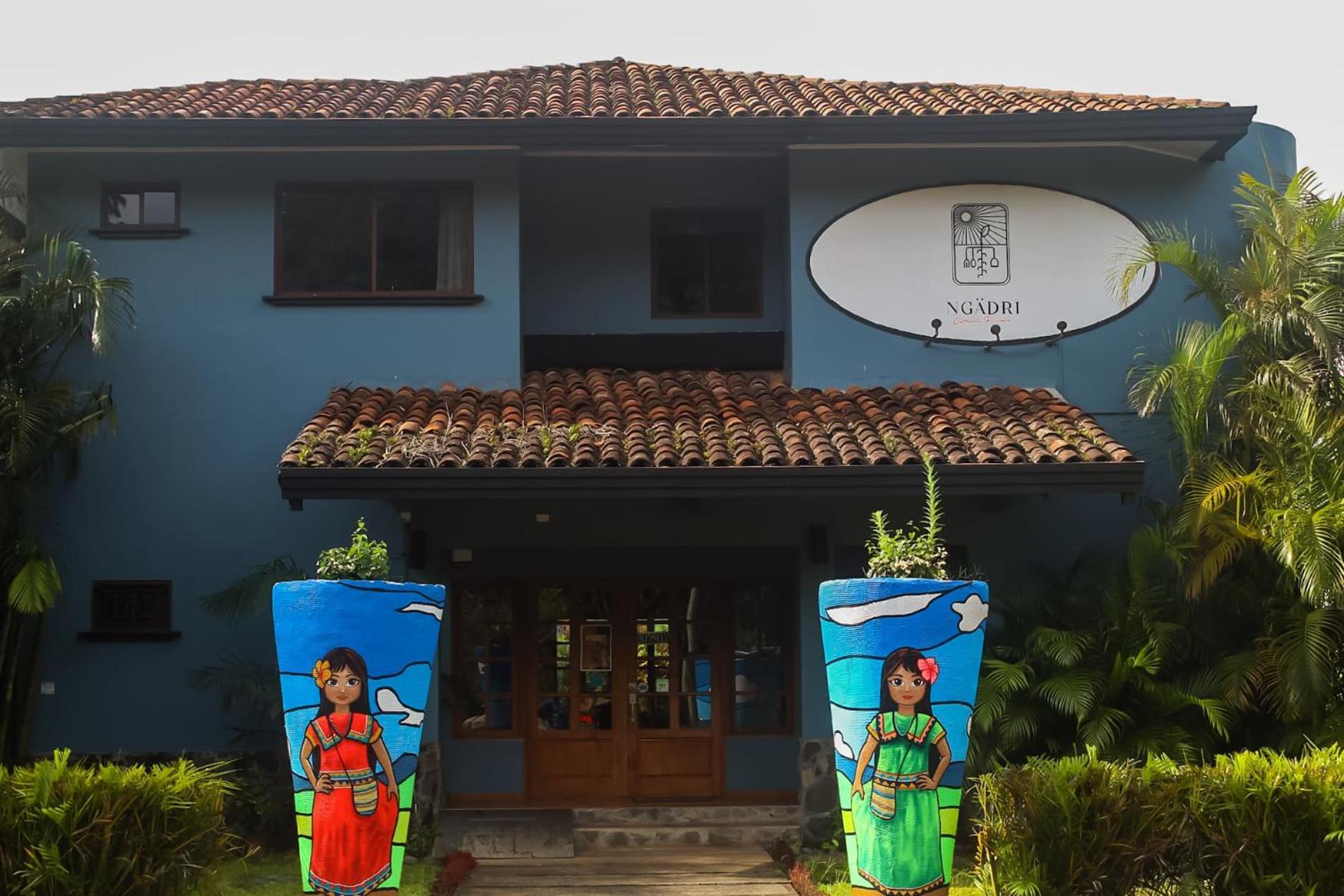 Hotel Isla Verde بوكيتي المظهر الخارجي الصورة